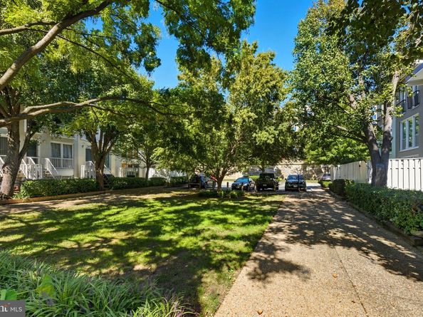 237 G Street SW 120, Washington DC 20024