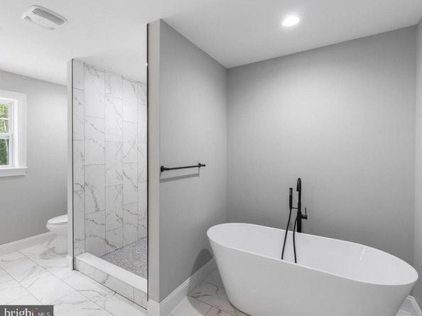 47 E College Avenue, Yardley PA 19067