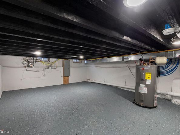 1613 N Lawrence Street, Philadelphia PA 19122