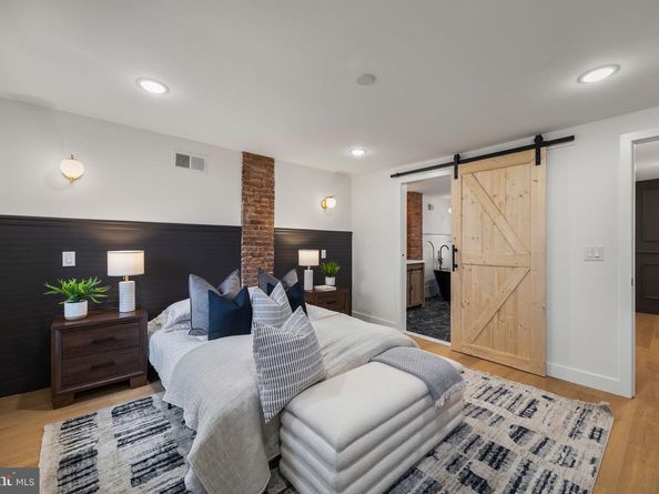 1613 N Lawrence Street, Philadelphia PA 19122