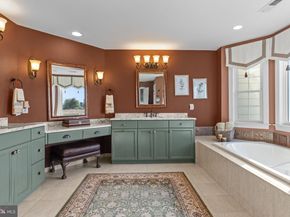 1100 Pineville Road, New Hope PA 18938