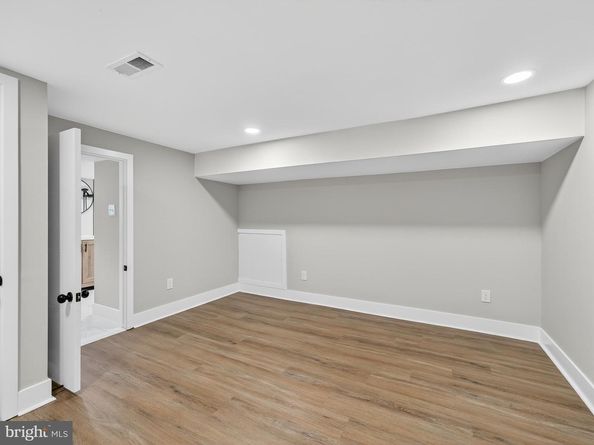 5736 Spruce Street, Philadelphia PA 19139