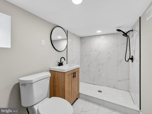 5736 Spruce Street, Philadelphia PA 19139