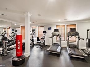 2465 Army Navy Drive 204, Arlington VA 22206