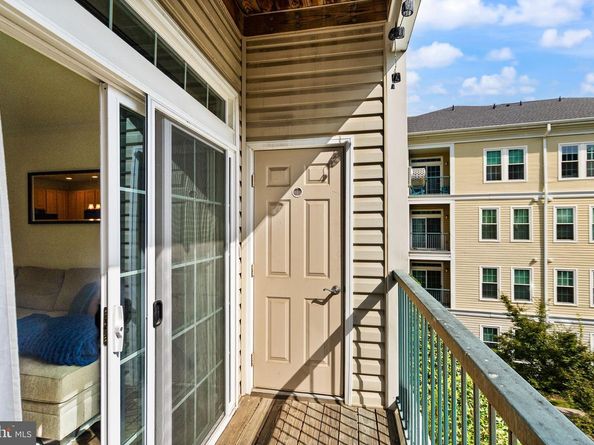 2465 Army Navy Drive 204, Arlington VA 22206