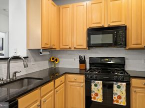 2465 Army Navy Drive 204, Arlington VA 22206
