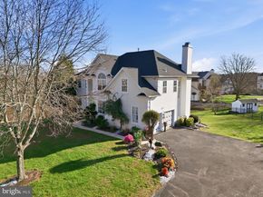 977 Hickory Ridge Drive, Chalfont PA 18914