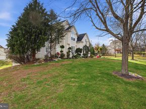 977 Hickory Ridge Drive, Chalfont PA 18914