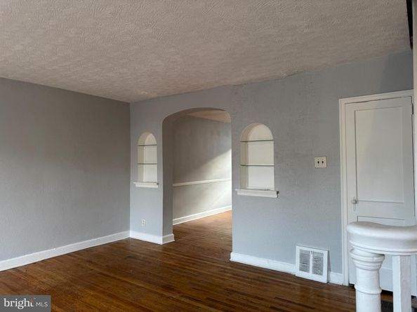 1346 Unruh Avenue, Philadelphia PA 19111