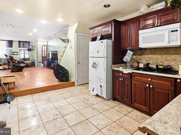 1742 Federal Street, Philadelphia PA 19146