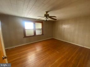 3556 Meridian Street, Philadelphia PA 19136