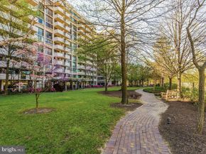 4141 N Henderson Road 107, Arlington VA 22203