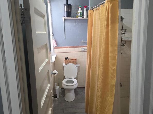 4943 N Warnock Street, Philadelphia PA 19141