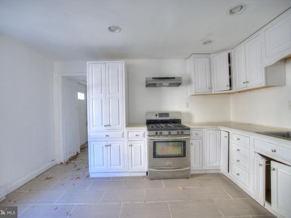 4333 Fleming Street, Philadelphia PA 19128