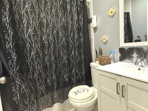 653 N 37TH Street, Philadelphia PA 19104