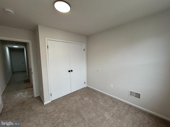 5943 Race Street, Philadelphia PA 19139