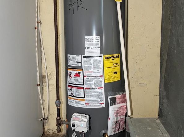 382 Upland Way, Drexel Hill PA 19026