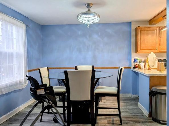 382 Upland Way, Drexel Hill PA 19026