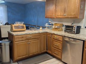 382 Upland Way, Drexel Hill PA 19026