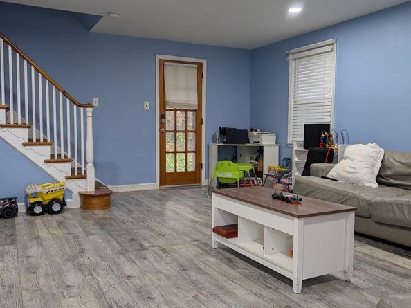 382 Upland Way, Drexel Hill PA 19026