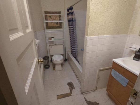 4809 N Hutchinson Street, Philadelphia PA 19141