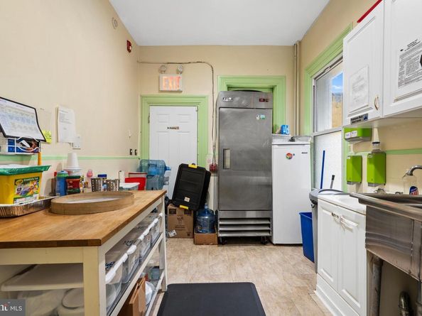 4830 Longshore Avenue, Philadelphia PA 19135