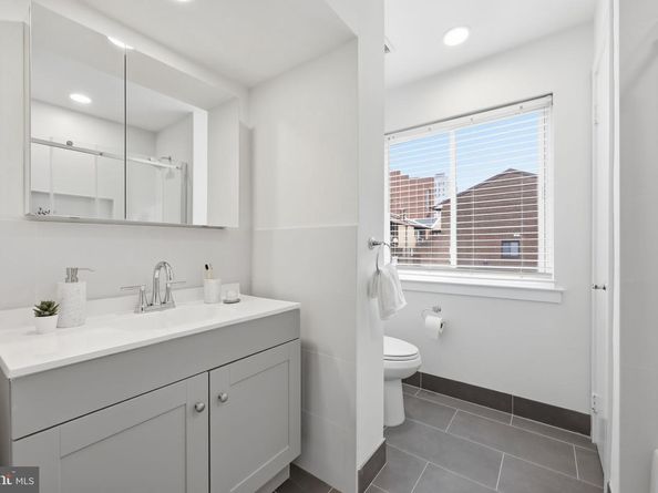 919 Latimer Street, Philadelphia PA 19107