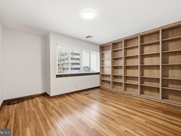 919 Latimer Street, Philadelphia PA 19107