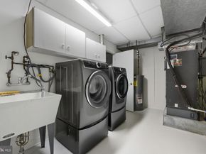 919 Latimer Street, Philadelphia PA 19107