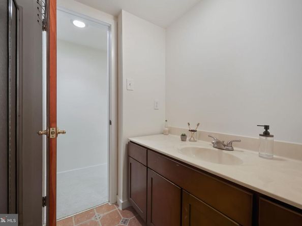 919 Latimer Street, Philadelphia PA 19107