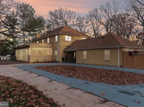 400 Highview Drive, Wayne PA 19087