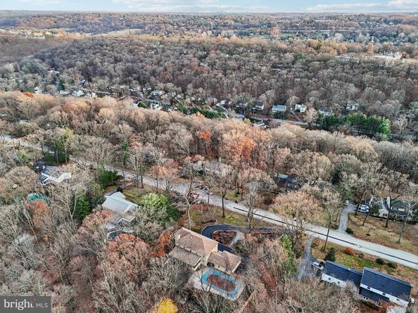 400 Highview Drive, Wayne PA 19087