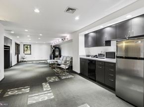 400 Highview Drive, Wayne PA 19087