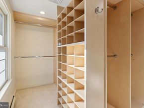 400 Highview Drive, Wayne PA 19087