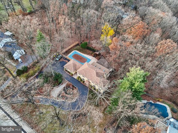 400 Highview Drive, Wayne PA 19087