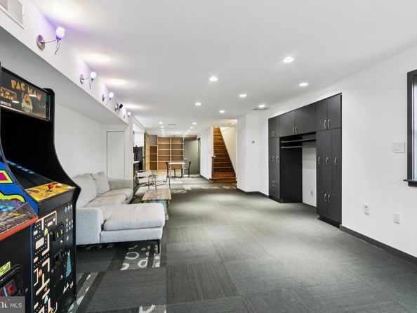 400 Highview Drive, Wayne PA 19087