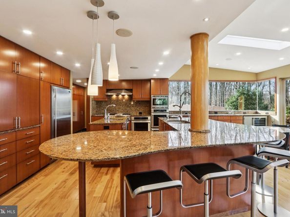 400 Highview Drive, Wayne PA 19087