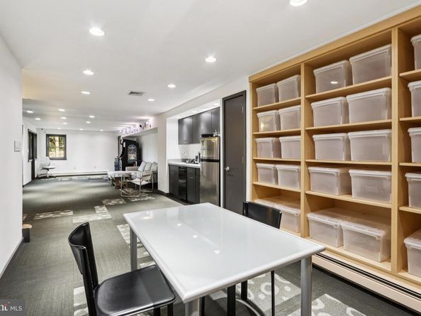 400 Highview Drive, Wayne PA 19087