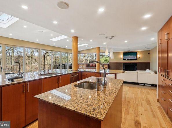 400 Highview Drive, Wayne PA 19087