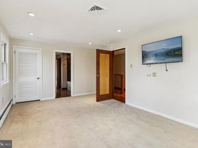 400 Highview Drive, Wayne PA 19087