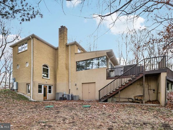 400 Highview Drive, Wayne PA 19087