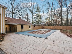 400 Highview Drive, Wayne PA 19087