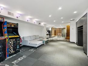 400 Highview Drive, Wayne PA 19087