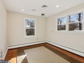 400 Highview Drive, Wayne PA 19087