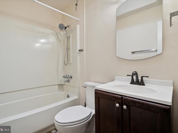 7162 Radbourne Road, Upper Darby PA 19082