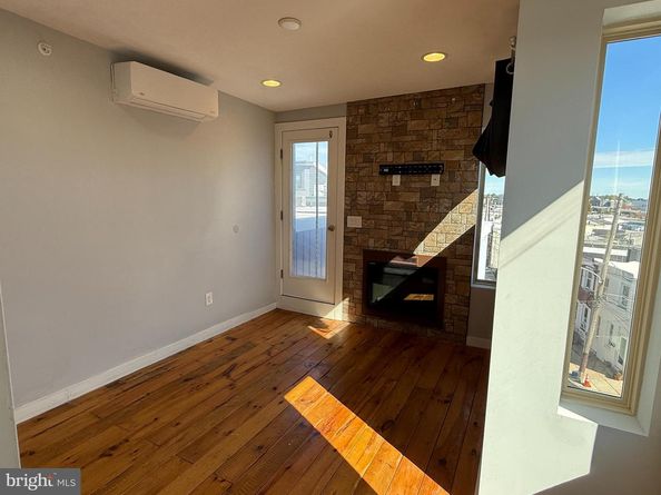 2521 E Dauphin Street, Philadelphia PA 19125