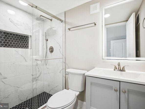 329 15TH Street NE, Washington DC 20002