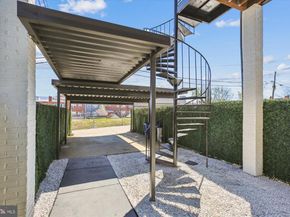 329 15TH Street NE, Washington DC 20002