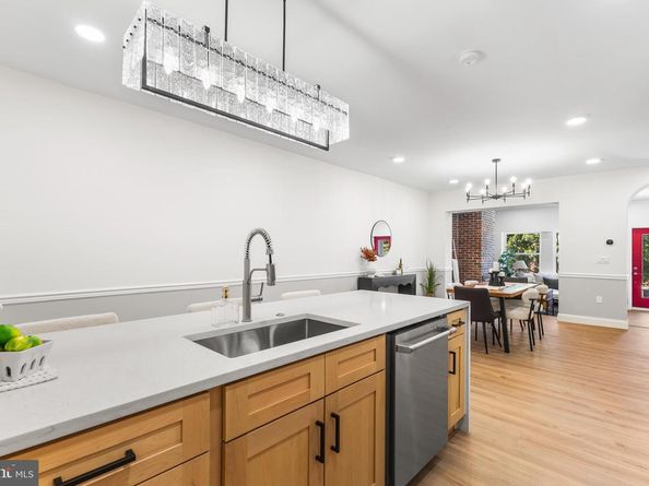 329 15TH Street NE, Washington DC 20002