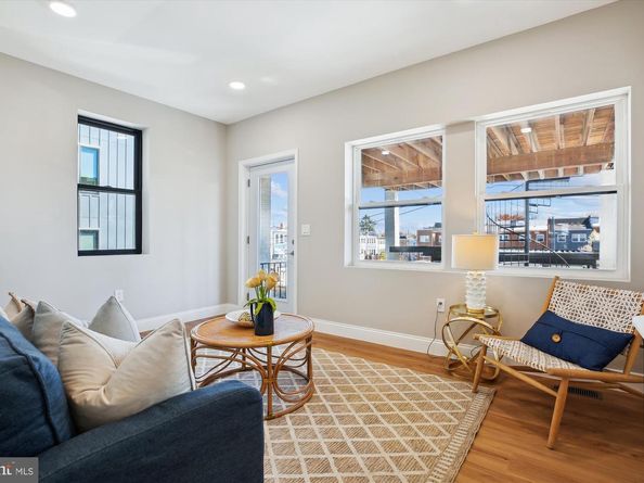 329 15TH Street NE, Washington DC 20002